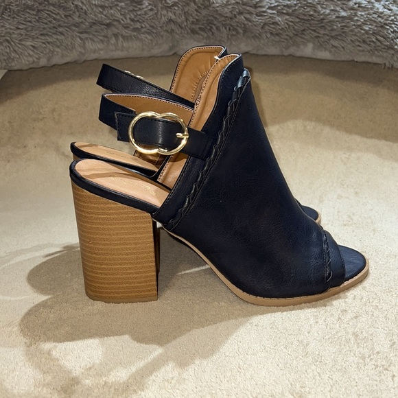 Qupid Women’s Black Peep Toe Block Strap Heels Sandals Size 10 - Picture 5 of 8